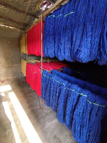 رنگرزی نساجی فرش دستباف  در تبریز